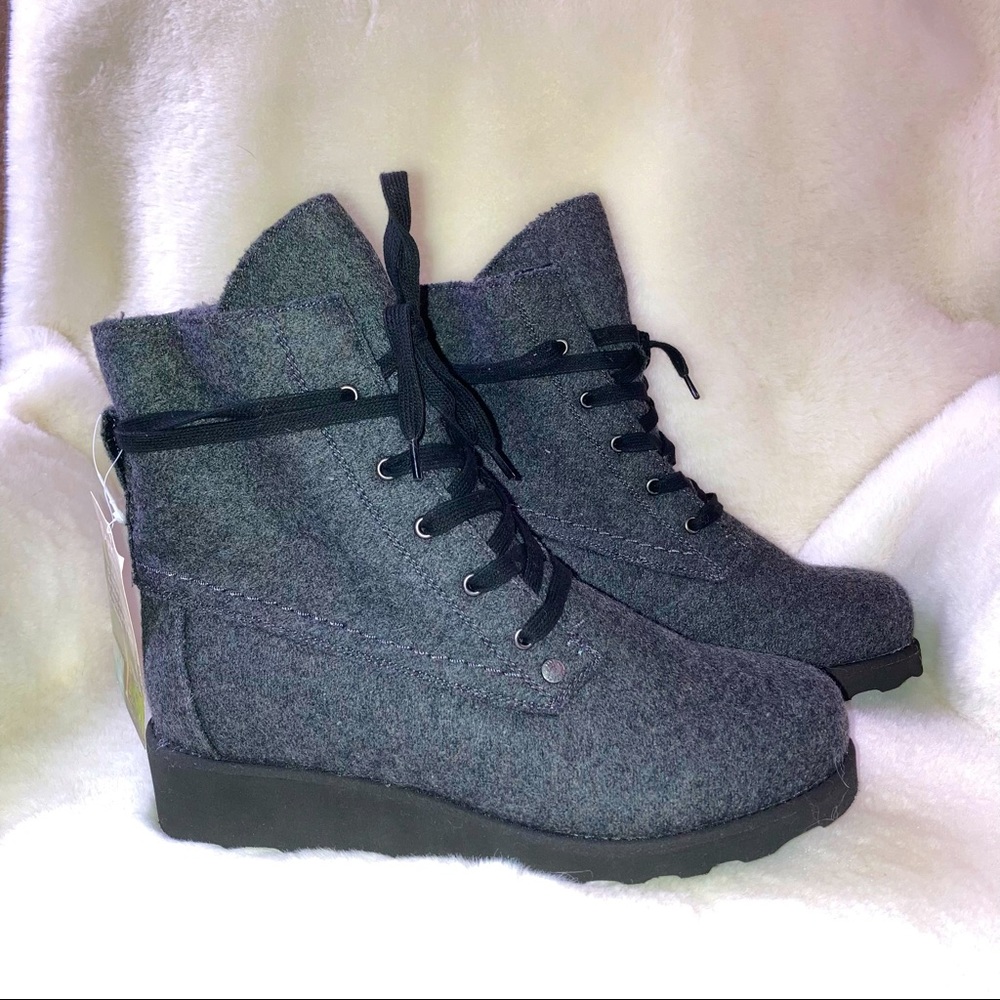 BEARPAW - Krista Gray Boot - NWT